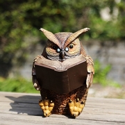 Ivy Home Schooling Garden Solar Resin Statuary Owl